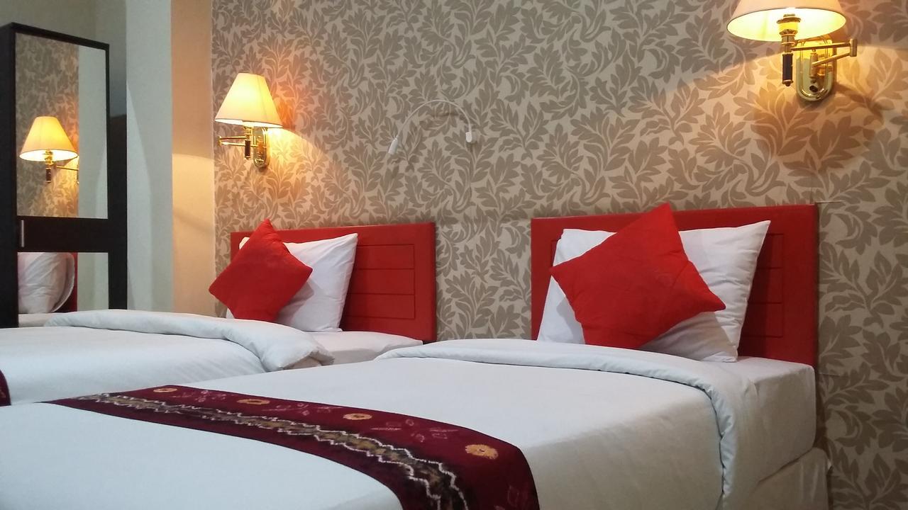 Queen City Hotel Banjarmasin Banjarmasin  Eksteriør bilde